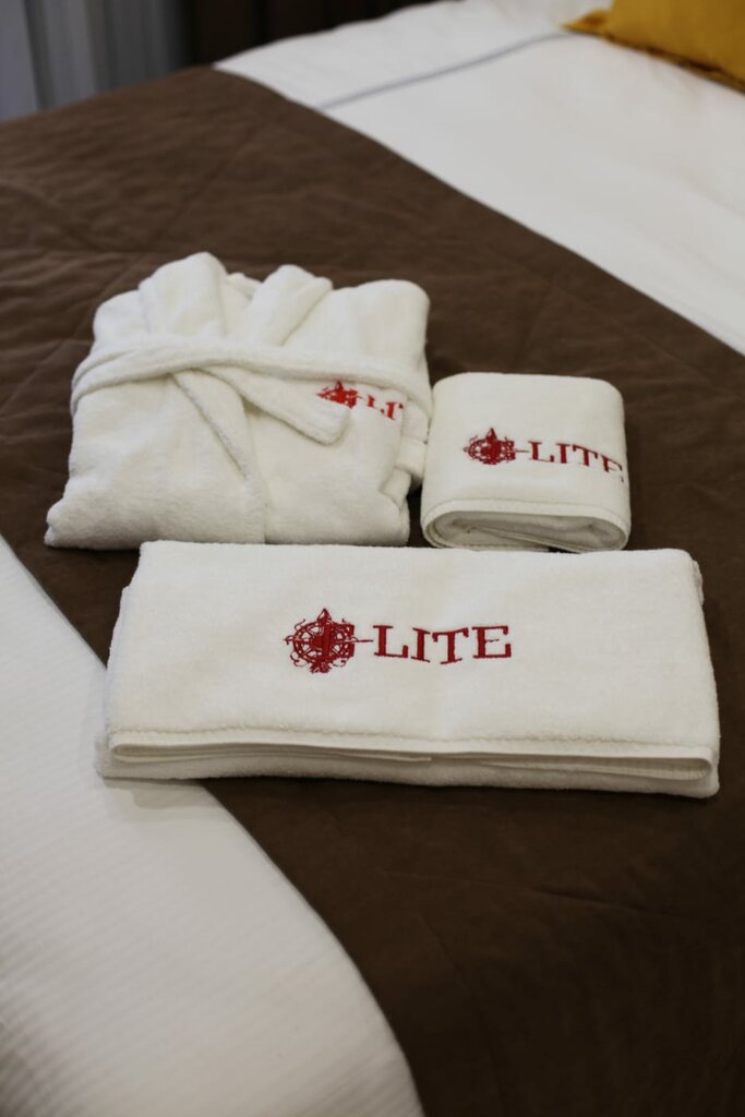 E-lite& Meatador