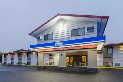 Rodeway Inn Mitchell, จอง โรงแรม Mitchell South Dakota