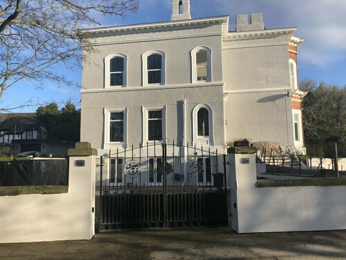 Beach House Courtyard 1 bed, Book Lejlighed Lejligheder i Merseyside, Lejlighed