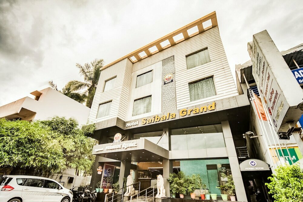 Saibala Grand by Oyo Rooms