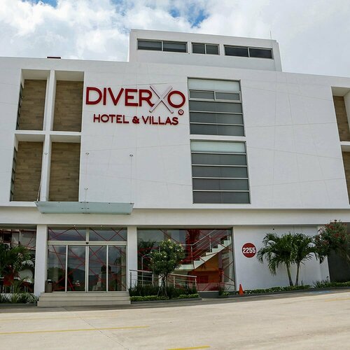 Diverxo Hotel & Villas, Забронировать Отель Тустла-Гутьеррес Чьяпас, рядом с Galerias Plaza