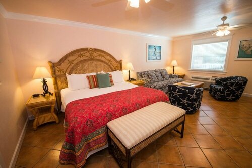 Tropic Isle At Anna Maria Island Inn, Забронировать Отель Анна-Мария Sarasota Area