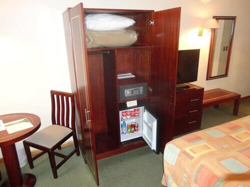 Hotel Diego de Almagro Los Angeles, Забронировать Отель Отели Лос-Анхелес с завтраком, Завтраки