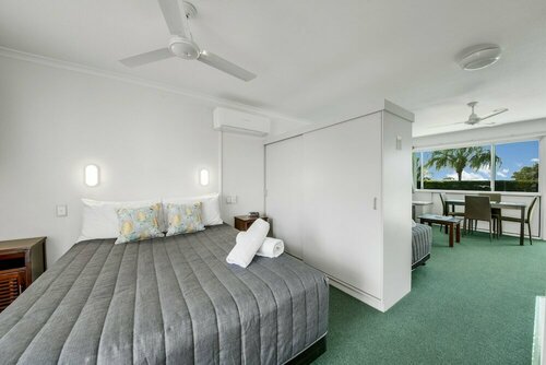 Reef Adventureland Motor Inn, Prenota Motel Hotel a Queensland con parcheggio, Parcheggio