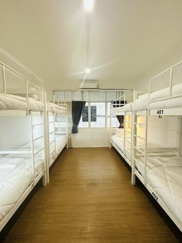 PICCOLO SUKHUMVIT HOSTEL- Self check-in after 6 pm, Забронировать Хостел Бангкок Провинция Бангкок