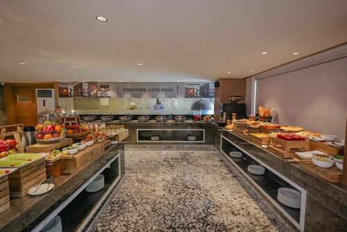 Regenta Dehradun by Royal Orchid Hotels Limited, Забронировать Отель Отели Дехрадун 4 звезды, 4*