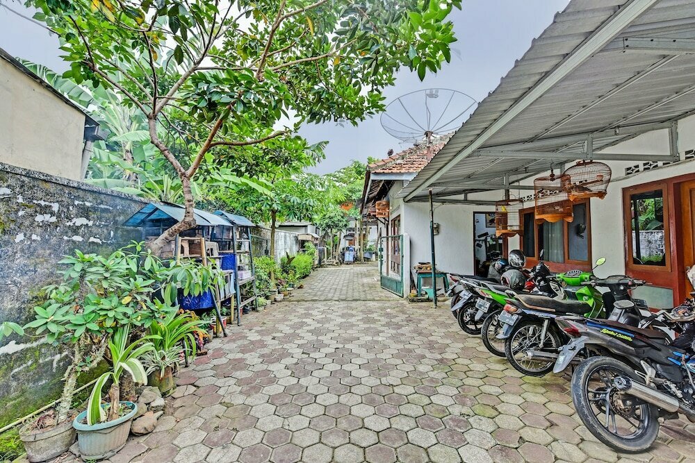 SPOT ON 91372 Wisma Bulin