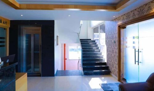 Hotel Spring Hill By OYO Rooms, Забронировать Отель Отели Mumbai Region с парковкой, Парковка