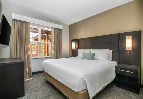 Residence Inn Phoenix Glendale Sports & Entertainment District, Забронировать Отель Глендейл Phoenix Metropolitan Area
