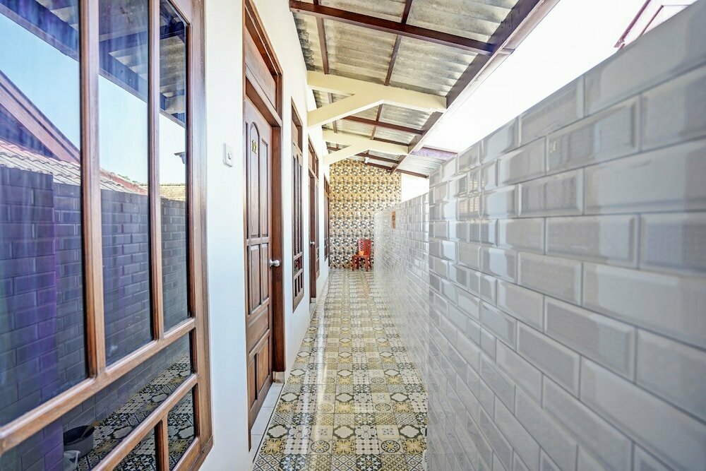 Oyo Life 92785 Wisma Trubus Syariah