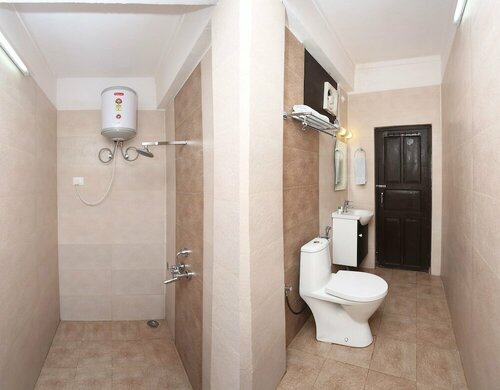 OYO 8077 Hotel Madhuban, Забронировать Отель Отели штата Уттаракханд 3 звезды, 3*