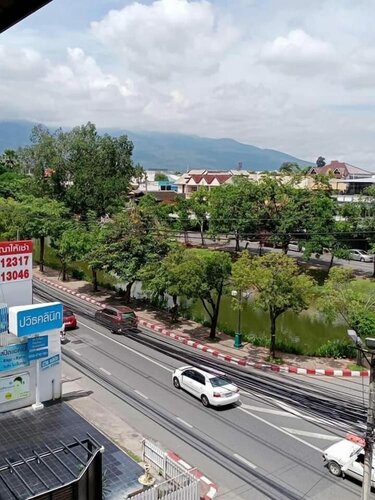 Mojo House, Забронировать Отель Отели Чиангмай с парковкой, рядом с Art in Paradise Chiang Mai, Парковка
