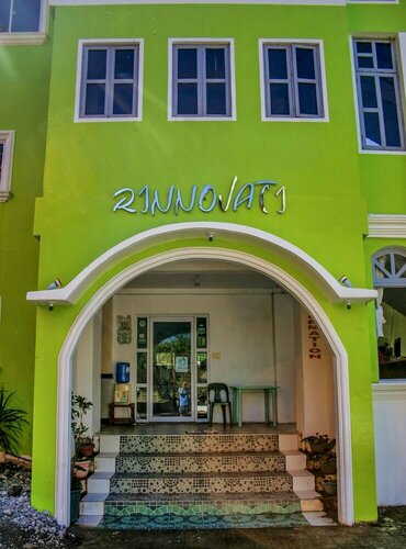 Pagudpud Rinnovati, Book Resort  