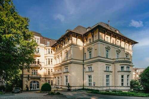Falkensteiner Spa Resort Marianske Lazne, Забронировать Курортный отель Мареанске-Лазне Карловарский край, рядом с Koliba-Krakonos