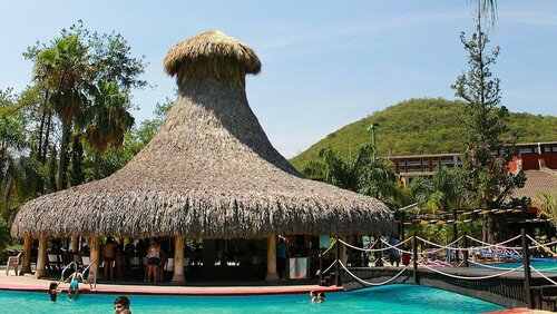 Bahia Escondida, Buchen Sie Hotel Santiago Nuevo León