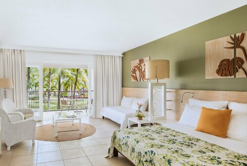 Victoria Beachcomber Resort & Spa   Victoria for 2   Adults Only, Book Hotel Hotels in Pointe aux Biches with a Pool, Swimming Pool