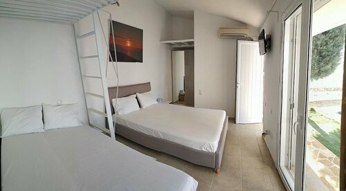 Infinity Blue Suite, Rezerwuj Apartament Hotele w Attyka z Basenem, Basen