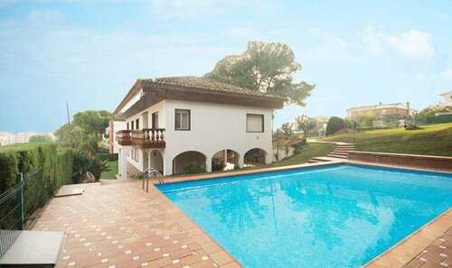 Casa Francia, Varaa Villa Calafell 