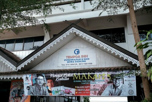 RedDoorz @ Cempaka Putih Jambi, Reservar Hotel Hotéis em Jambi com estacionamento, Estacionamento