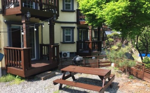 Notting Hill Pension, Reserva ahora Hotel Deokhyeon Gyeonggi-do