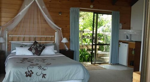 Grafton Cottage & Chalets, Забронировать Шале Отели Темс 4 звезды, 4*