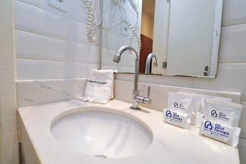Rio Spot Homes Atlantica C057, Забронировать Отель Копакабана Рио-де-Жанейро, рядом с Post 7 - Arpoador