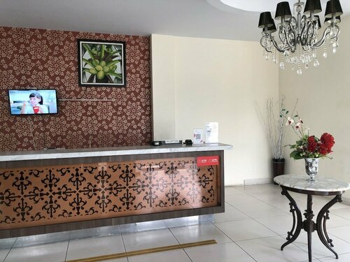 Anaya Hotel and Ballroom, Забронировать Отель Медан Суматра, рядом с Cambridge City Square