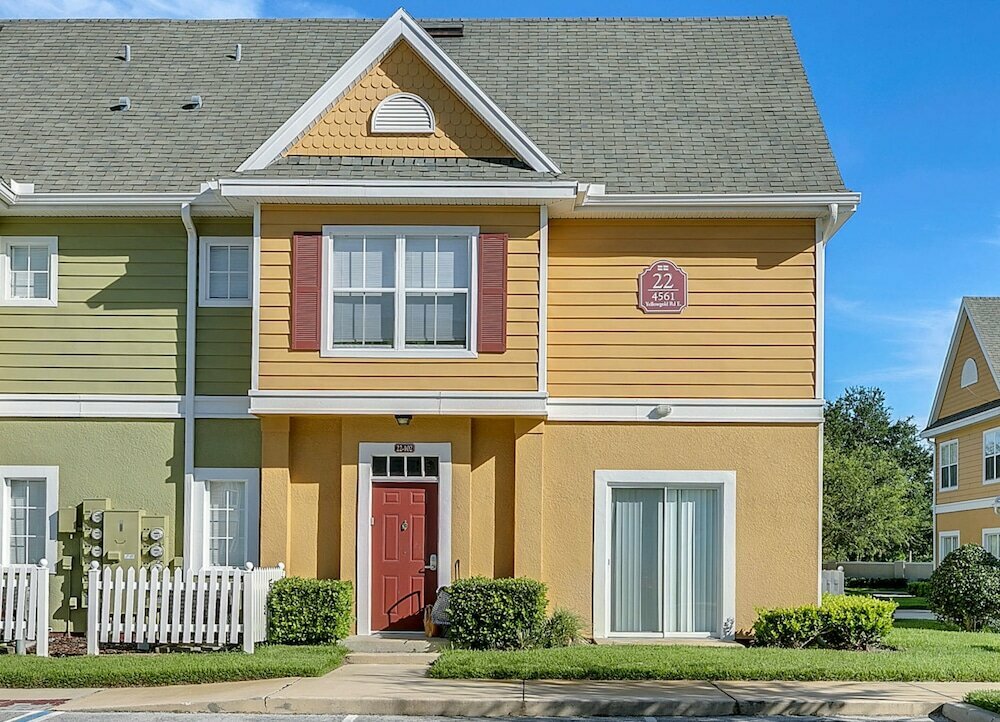 4 Bedroom Townhouse