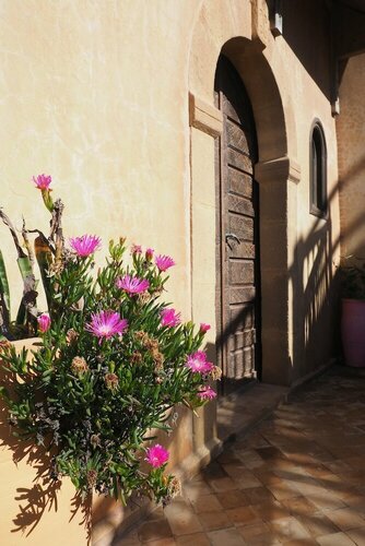 Riad La Rose Des Vents, Забронировать Отель «постель и завтрак» Отели Марракеш-Тенсифт-Эль-Хауз 3 звезды, 3*