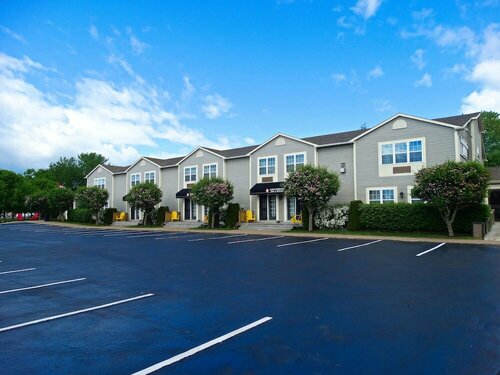 Amsterdam Inn & Suites Sussex, Book Hotel Poley Mountain 