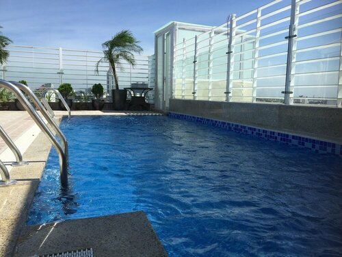 Silk Queen Hotel