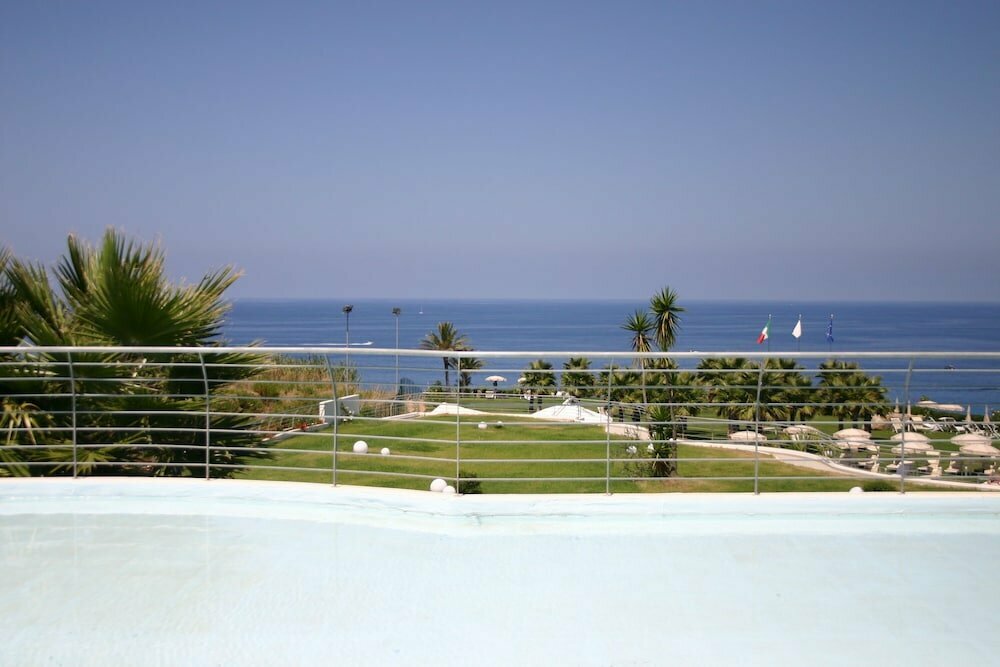 Infinity Resort Tropea