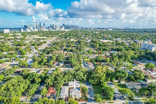 Superior Design District 3BD Home, Book Boutique Hotel Bayshore Florida