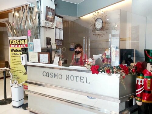 OYO 924 Cosmo Hotel Espana Near Ust, Rezerwuj Hotel Manila Manila