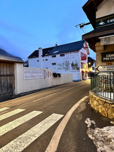 Hôtel les Deux Cols, Book Hotel Campan Pyrenees National Park
