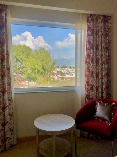 Hotel Mayvilas, Забронировать Отель Отели Дехрадун 3 звезды, 3*
