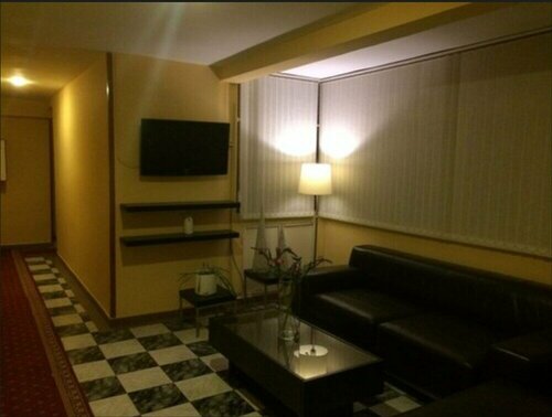 Hostal Aeropuerto, Забронировать Отель Барахас Мадрид, рядом с Барахас
