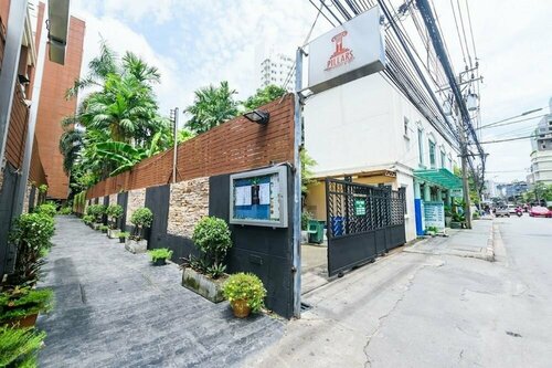 Lohas Residences Sukhumvit 2, Забронировать Отель Бизнес-отели Бангкока, рядом с The Escape Hunt Experience Bangkok, 4* 5*