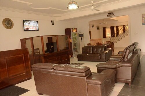 Ibisa Hotel, Réserver Hôtel Sékondi 