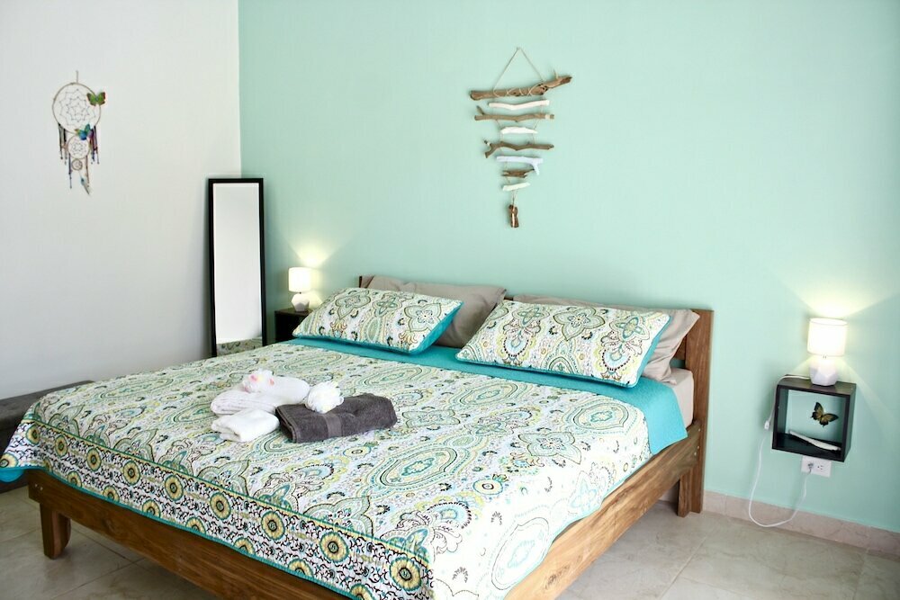 Surfside Mar Y Posa