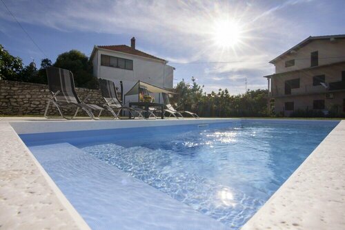 Holiday Home Apartments Bellamare, Забронировать Апартаменты/квартира Отели Задар с бассейном, рядом с Площадь пяти колодцев, Бассейн