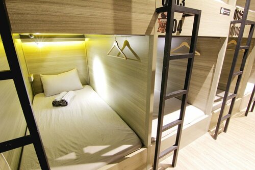 MyPodRoom Capsule Hotel, Reservar Hotel cápsula Hotéis em Bandung com estacionamento, perto de King's Shopping Center, Estacionamento