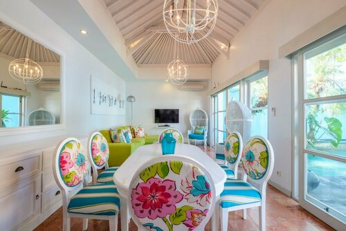 The Cabana Villa, Rezerwuj Willa Hotele w Bali z basenem, Basen