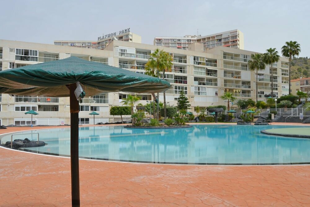 Edificio Montecarlo Vacanza by Sonneil Rentals