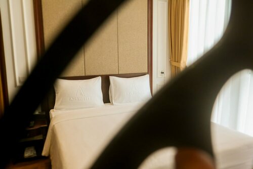 A25 Premium Hotel - 18 Nguyen Hy Quang, Забронировать Отель Отели Донгда с завтраком, Завтраки
