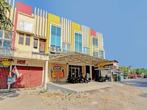 Collection O 92972 Gaharu Hotel, Брондау Қонақ үй Semarang Central Java