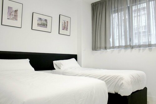 Apartamentos Funway, Забронировать Апартаменты/квартира Недорогие отели Мадрида, рядом с Алонсо Кано, недорогие