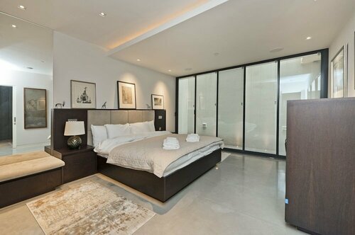 Amazing South Kensington Mews House by Underthedoormat, Забронировать Дом для отпуска Виллы Большого Лондона, Вилла