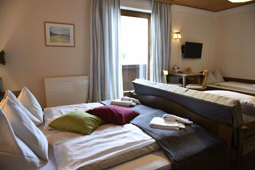 Chaletdorf-Fanningberg, Prenota Chalet Weisspriach Lungau