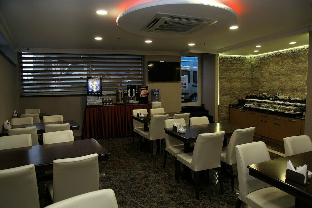 Ens Hotel